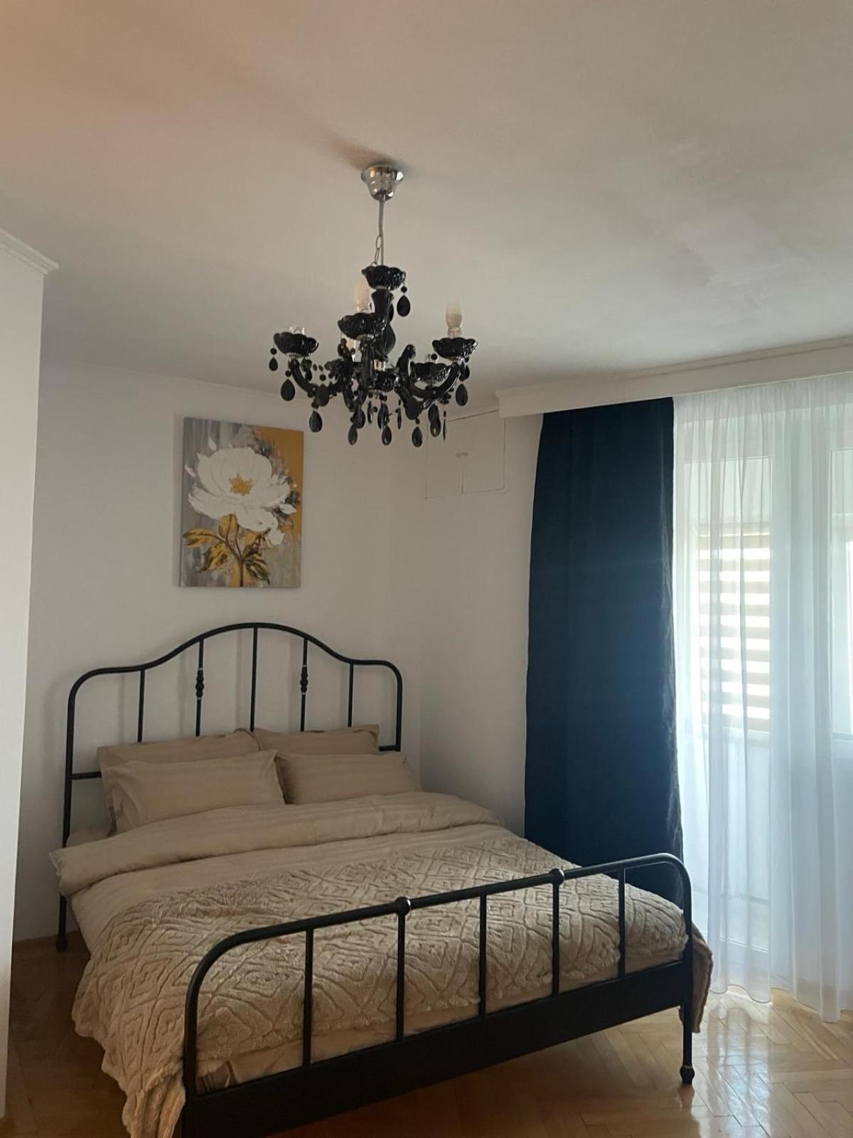 Emm Apartament - 100M Parc Si Metrou Tinererului Bucureşti Ngoại thất bức ảnh