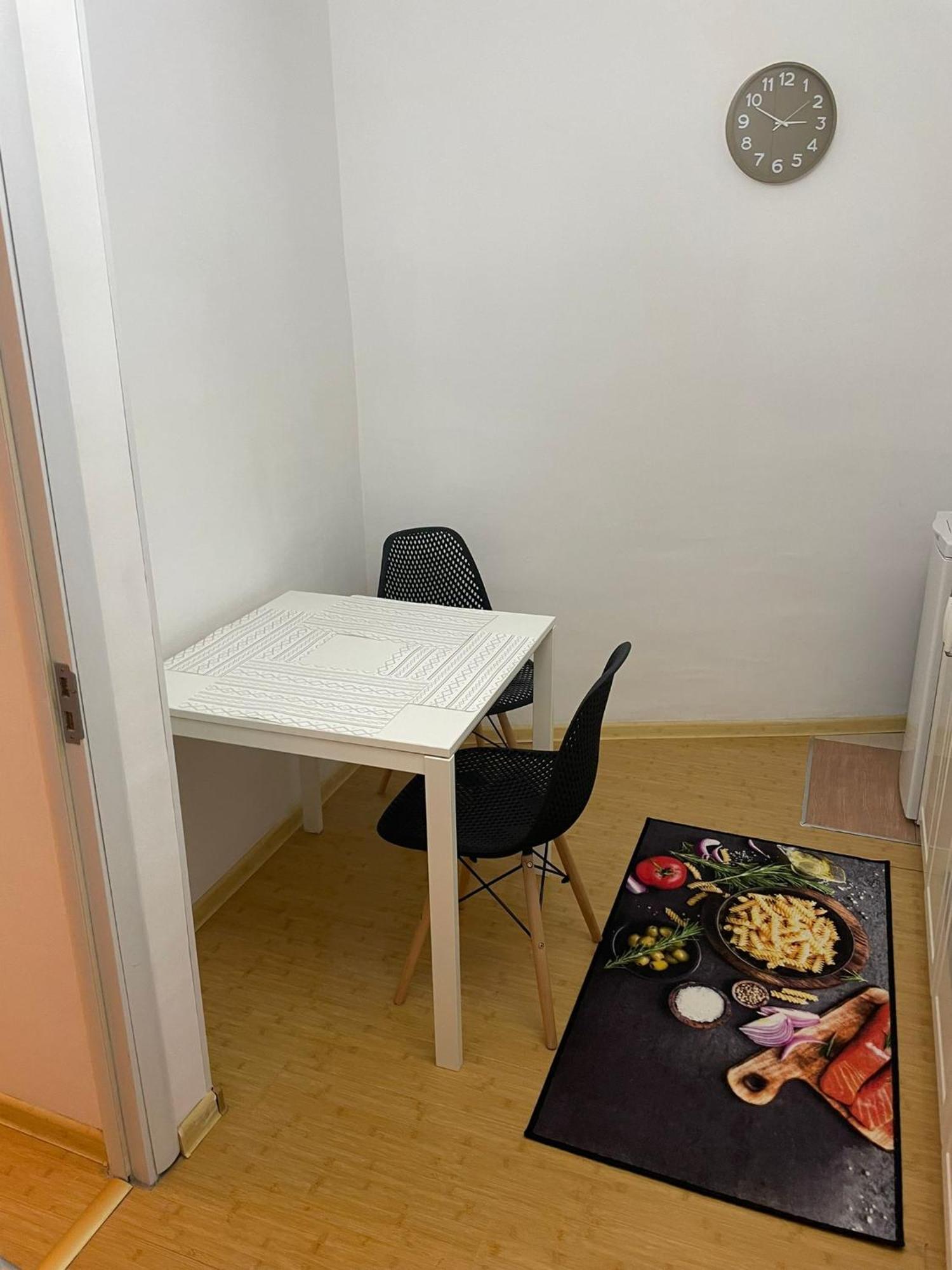 Emm Apartament - 100M Parc Si Metrou Tinererului Bucureşti Ngoại thất bức ảnh