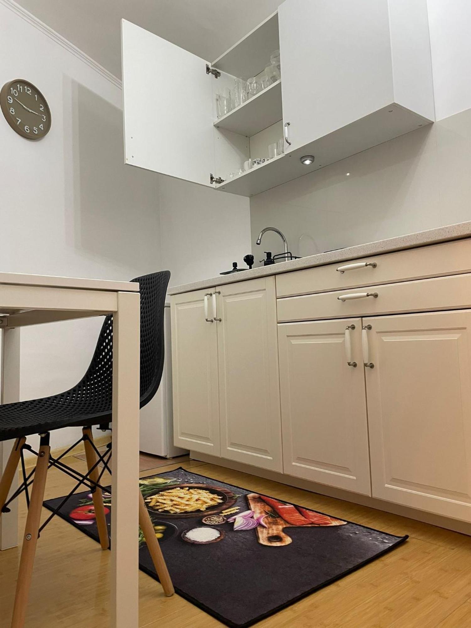 Emm Apartament - 100M Parc Si Metrou Tinererului Bucureşti Ngoại thất bức ảnh